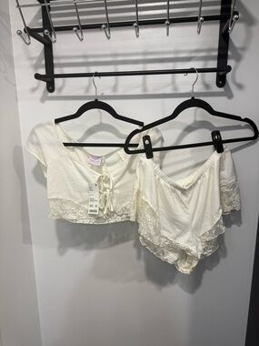 Brand New with Tags Urban Outfitters Flowy Lounge set